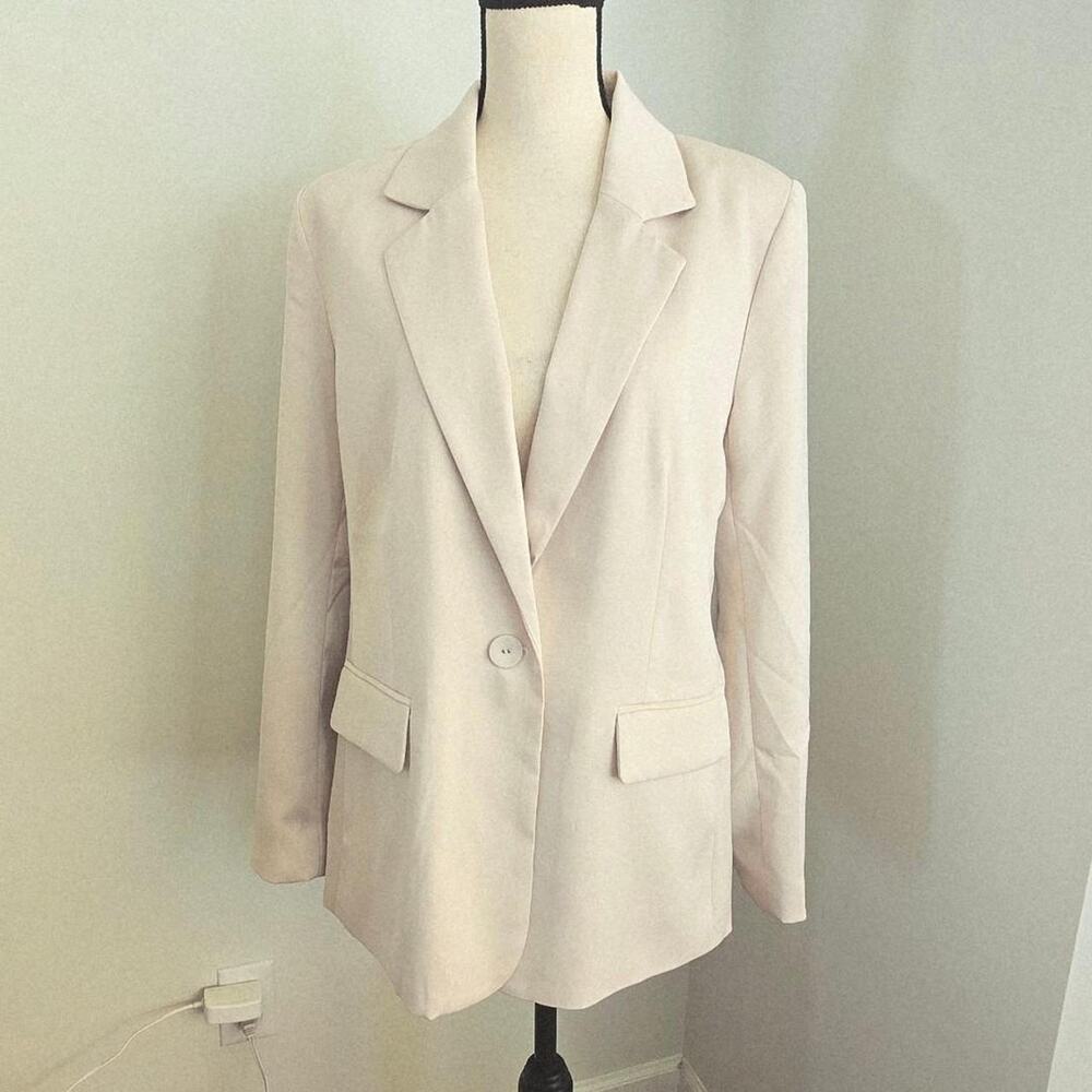 Rachel Zoe cream ivory nwot oversized 90s inspired blazer in a M